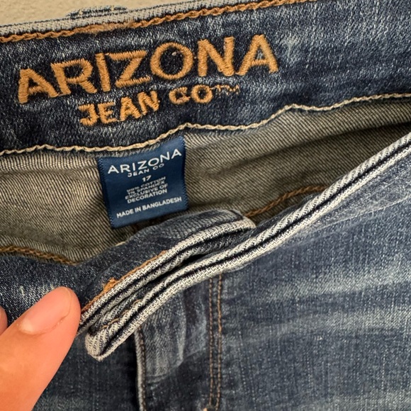 Arizona Jean Co shorts. - Picture 3 of 5